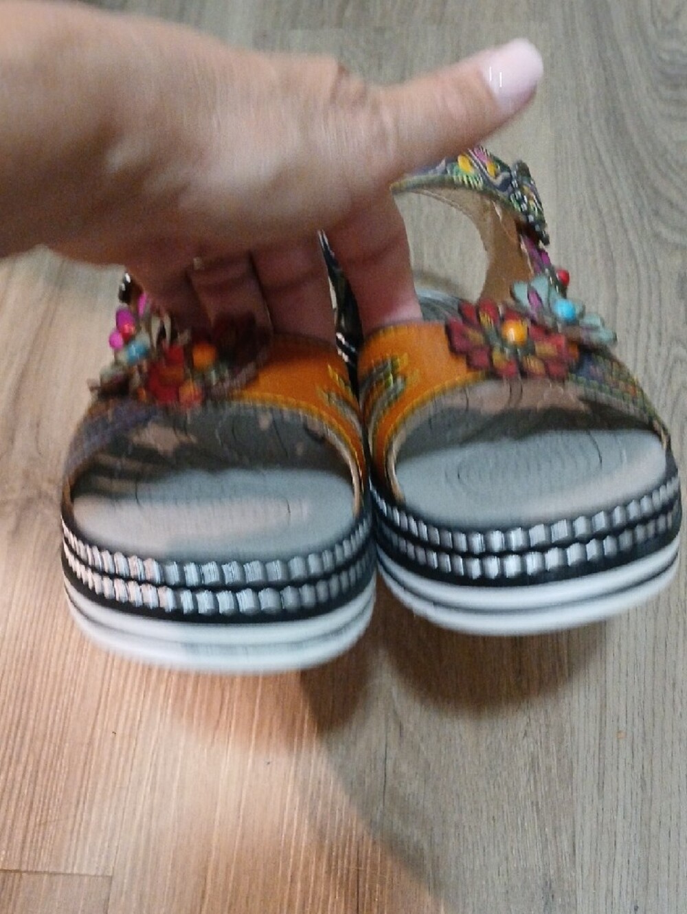 L'Artiste by Spring Step LAGA Women's Floral Leather Sandals in Multicolor SZ39 - Picture 10 of 12